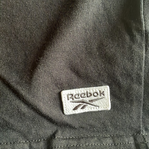 Reebok Tshirt - Picture 3 of 5